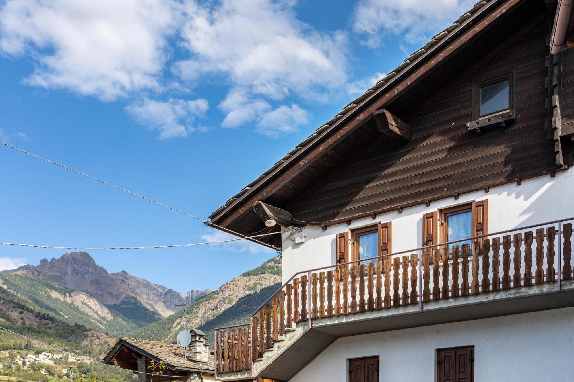 Lo Sondzo Villa Nus Bagian luar foto
